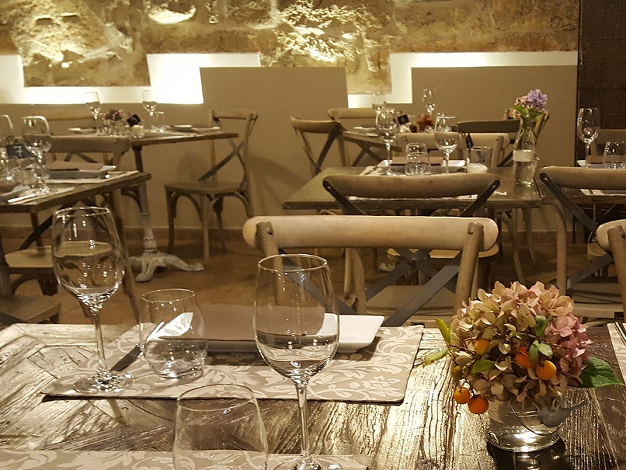 Interior Restaurante El Reloj en Navacerrada